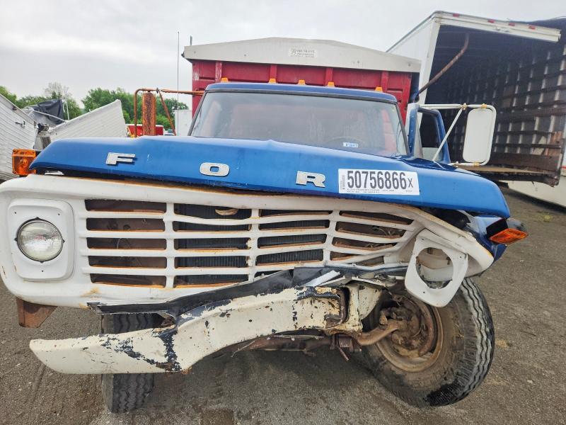 50756866 :رقم المزاد ، F70EVB35222 vin ، 1976 Ford F700 مزاد بيع