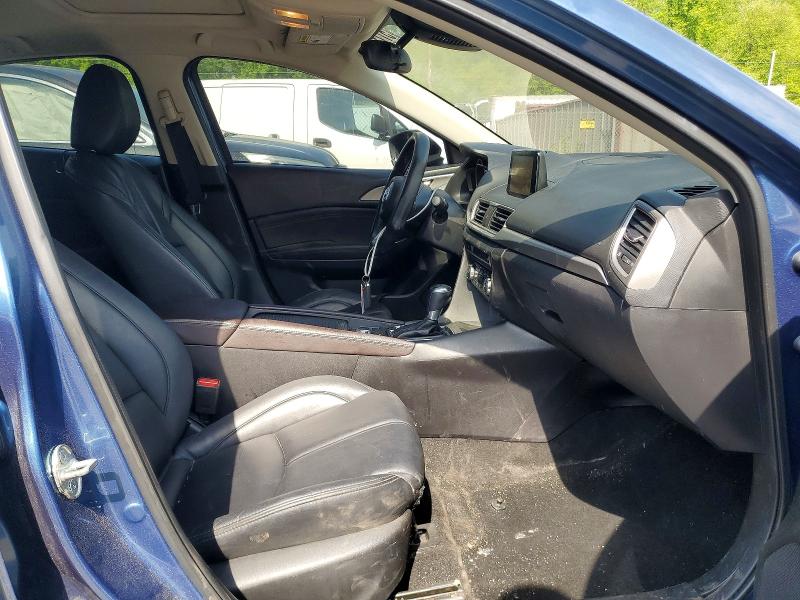 51131656 :رقم المزاد ، 3MZBN1V39JM187818 vin ، 2018 Mazda 3 مزاد بيع