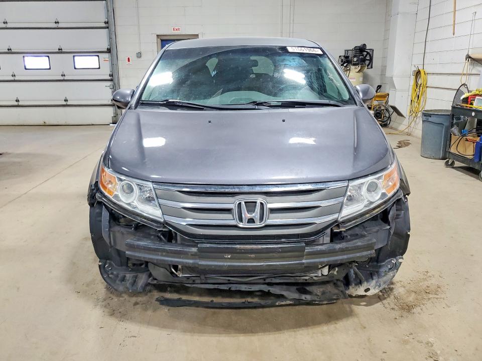 51661966 :رقم المزاد ، 5FNRL5H48FB026052 vin ، 2015 Honda Odyssey مزاد بيع