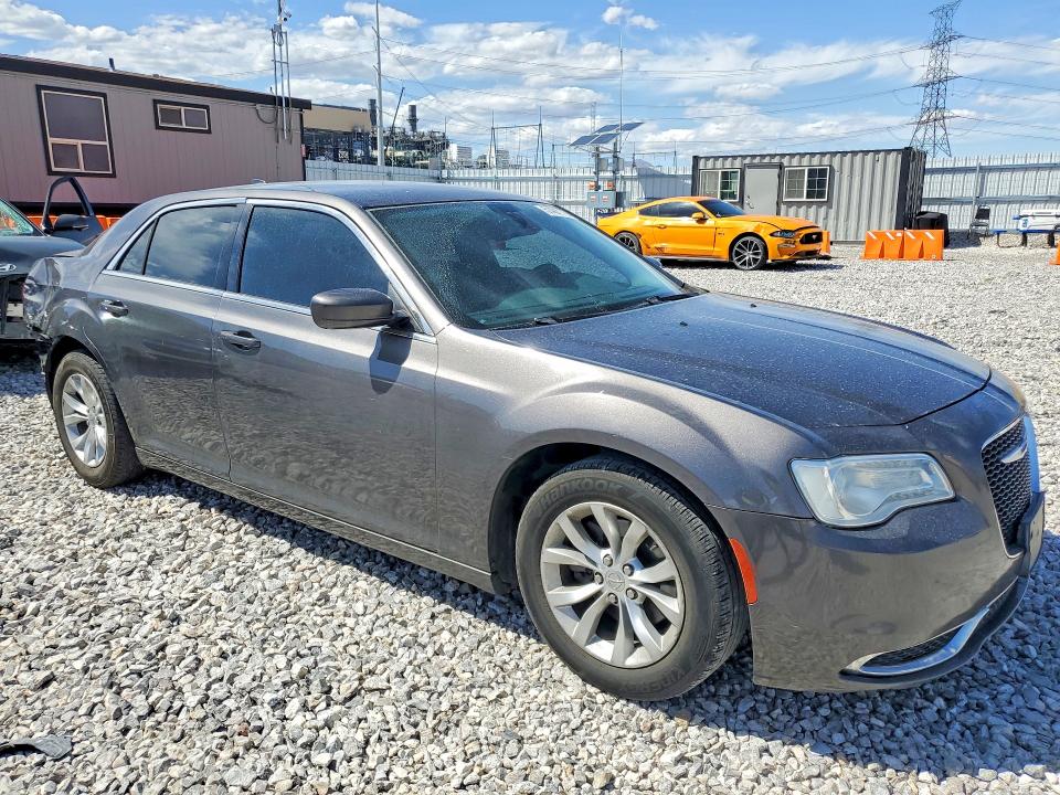 51483176 :رقم المزاد ، 2C3CCAAG6FH830027 vin ، 2015 Chrysler 300 مزاد بيع