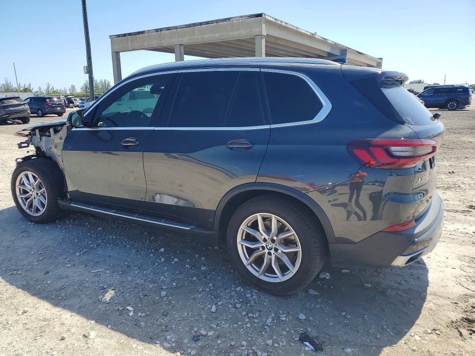 51264526 :رقم المزاد ، 5UXCR6C03M9G15792 vin ، 2021 Bmw X5 مزاد بيع