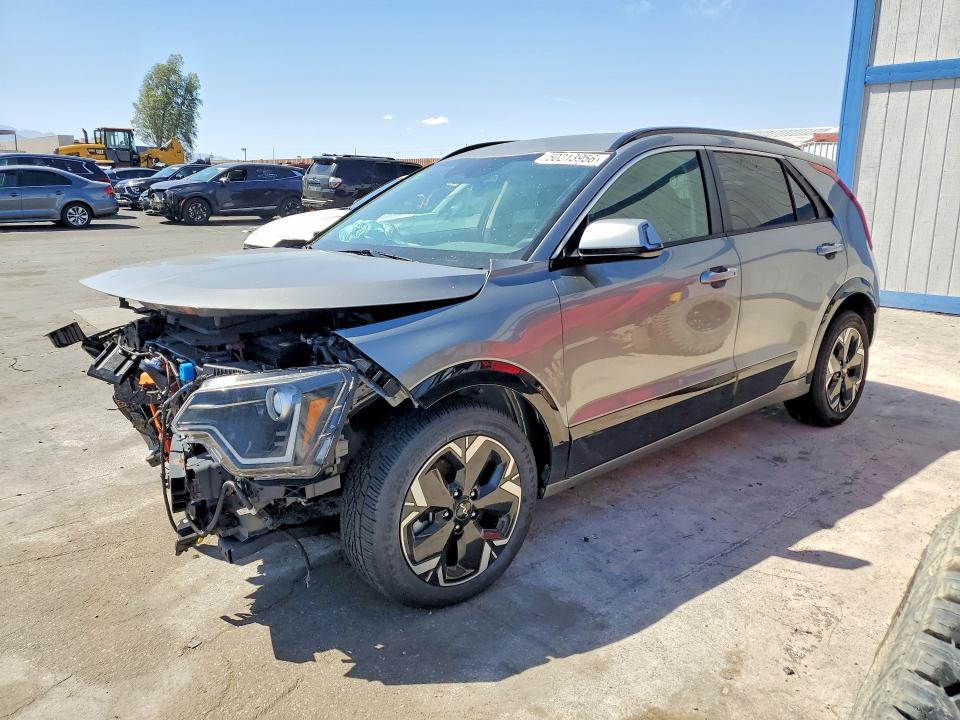 50213956 :رقم المزاد ، KNDCR3L1XR5110661 vin ، 2024 Kia Niro مزاد بيع