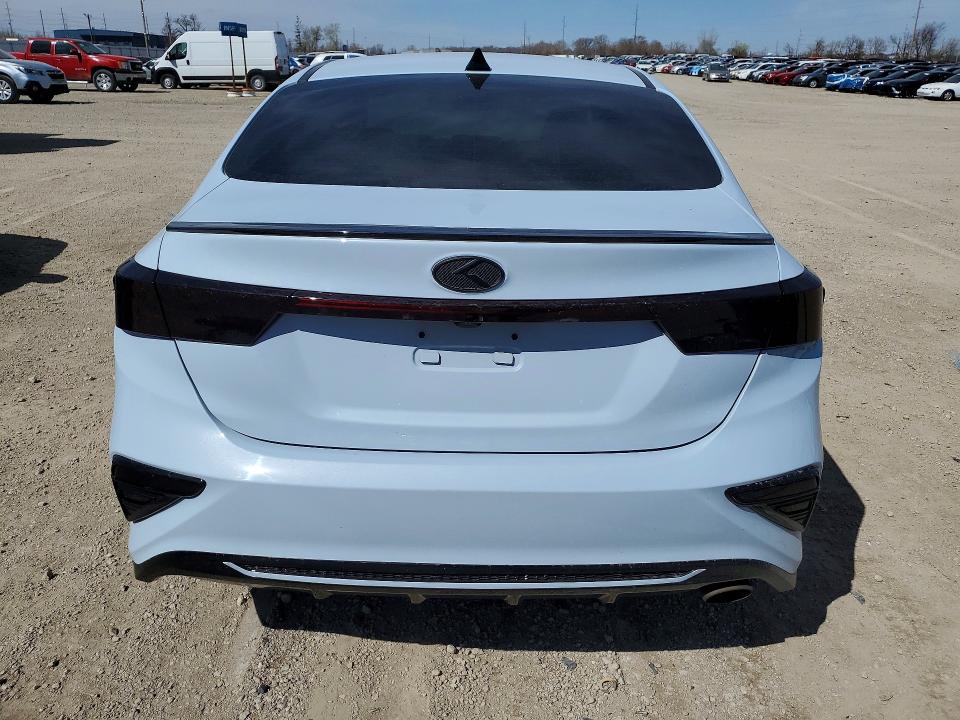2020 Kia Forte მანქანა იყიდება აუქციონზე, vin: 3KPF34AD4LE251173, აუქციონის ნომერი: 49196096