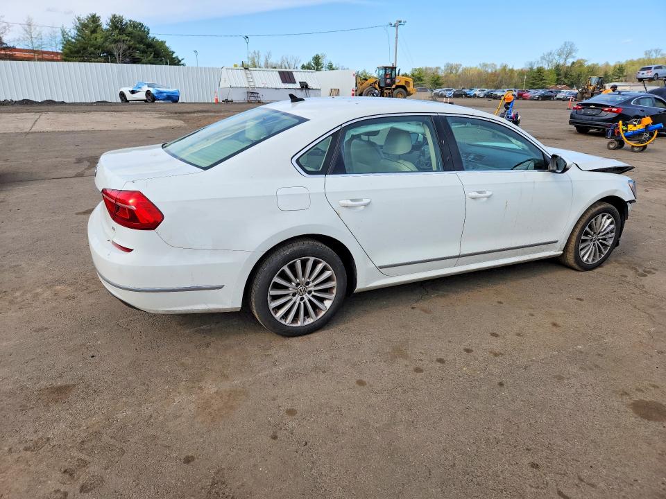 2016 Volkswagen Passat მანქანა იყიდება აუქციონზე, vin: 1VWBT7A31GC005618, აუქციონის ნომერი: 51001516