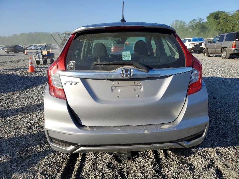 Продаж на аукціоні авто 2018 Honda Fit, vin: 3HGGK5H88JM711400, номер лоту: 50155356