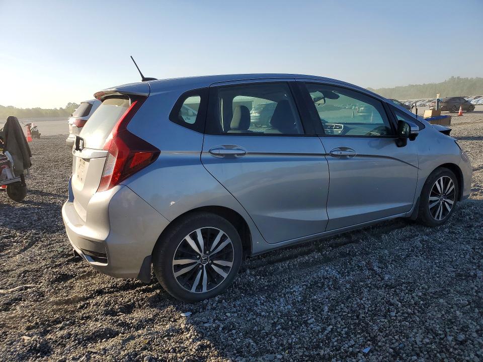 Продаж на аукціоні авто 2018 Honda Fit, vin: 3HGGK5H88JM711400, номер лоту: 50155356