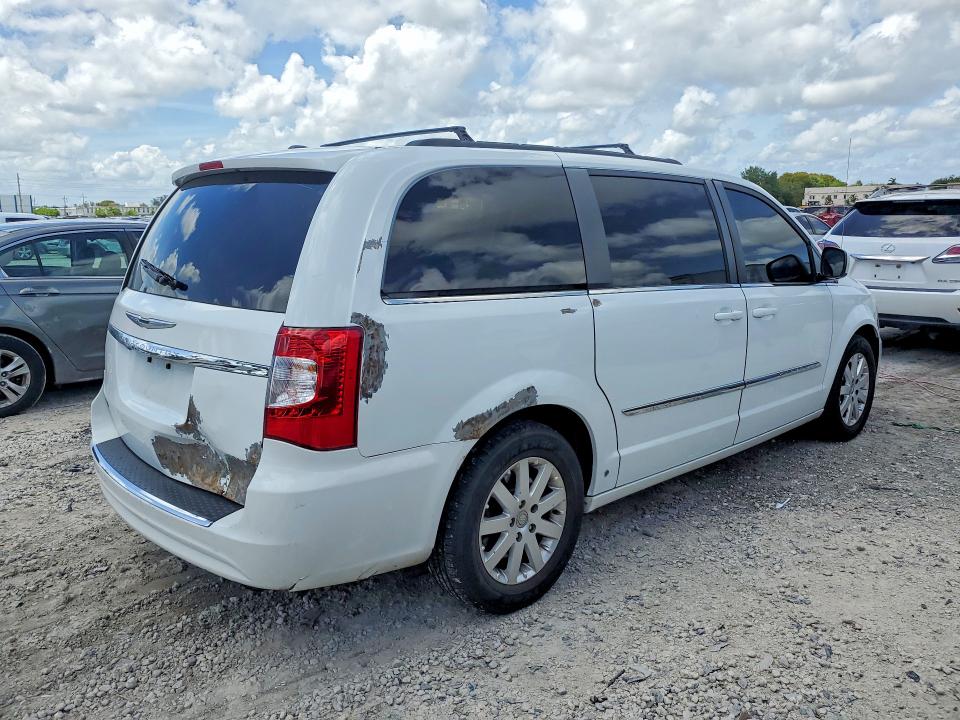 48961366 :رقم المزاد ، 2C4RC1BG0GR198464 vin ، 2016 Chrysler Town & Country مزاد بيع
