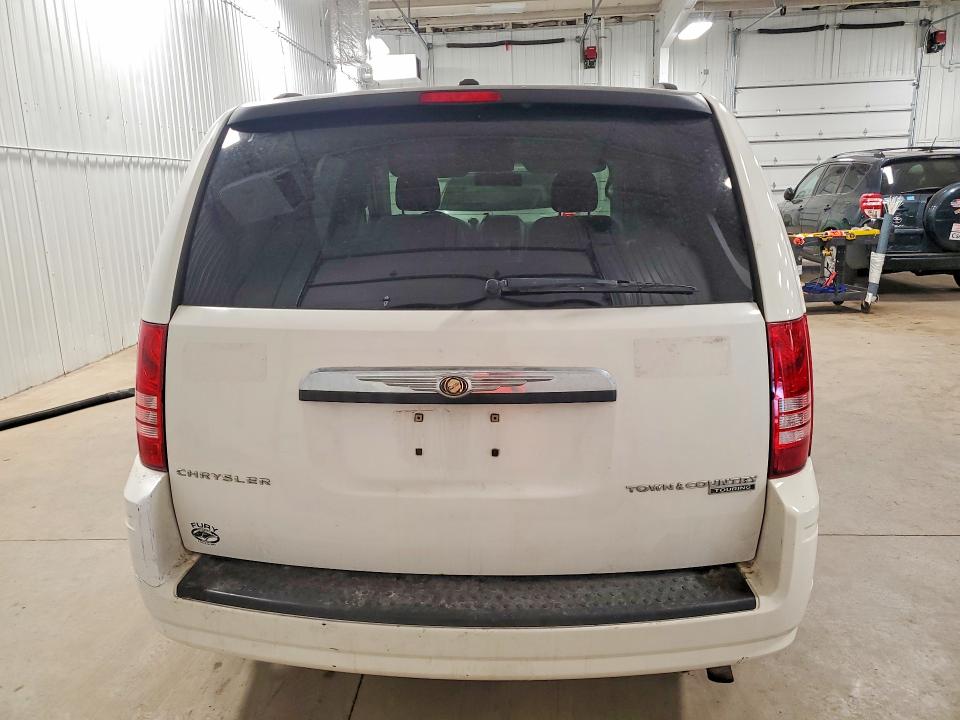 48520206 :رقم المزاد ، 2A4RR5D1XAR347947 vin ، 2010 Chrysler Town & Country مزاد بيع