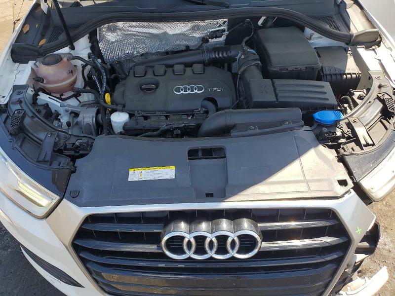 50116306 :رقم المزاد ، WA1BCCFS6JR030041 vin ، 2018 Audi Q3 مزاد بيع