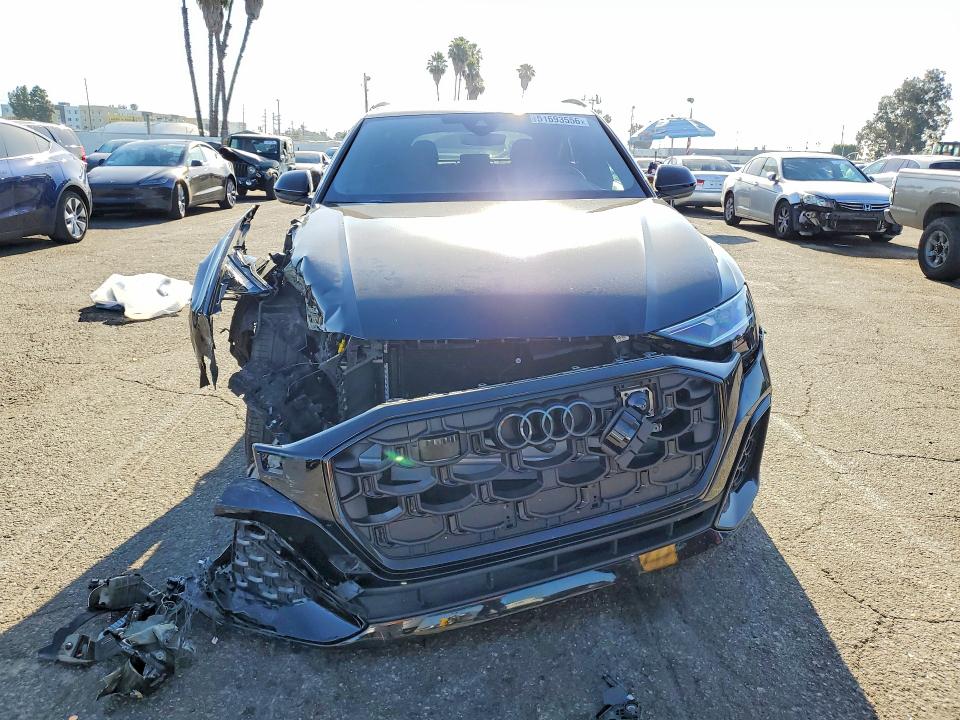 51693556 :رقم المزاد ، WA1AWBF15RD007704 vin ، 2024 Audi Sq8 مزاد بيع