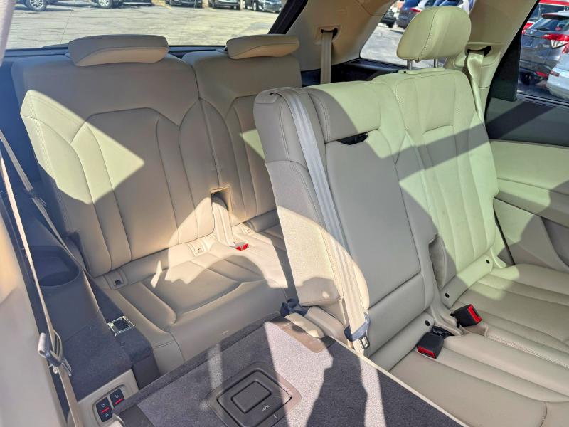 Продаж на аукціоні авто 2019 Audi Q7, vin: WA1VAAF77KD012049, номер лоту: 49025036