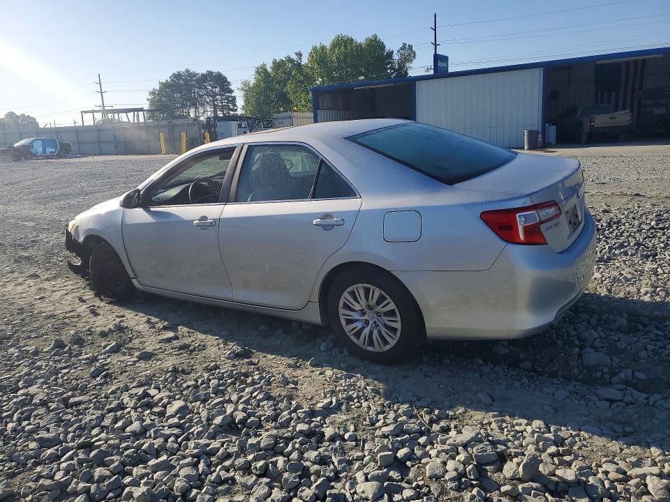 50795646 :رقم المزاد ، 4T1BF1FK3CU501642 vin ، 2012 Toyota Camry مزاد بيع