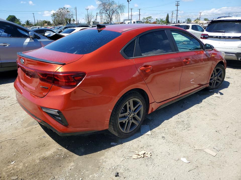 2020 Kia Forte მანქანა იყიდება აუქციონზე, vin: 3KPF34AD9LE195585, აუქციონის ნომერი: 48199126