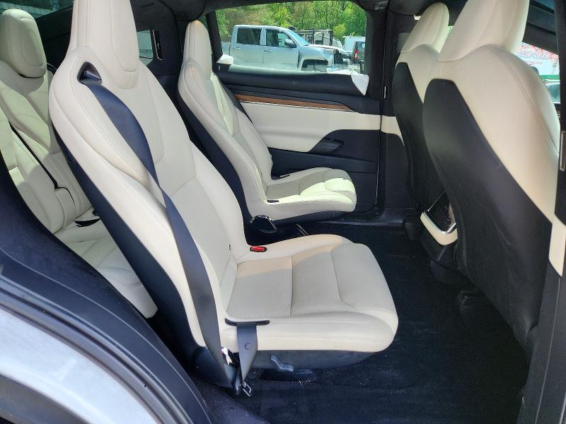 2023 Tesla Model X მანქანა იყიდება აუქციონზე, vin: 7SAXCBE54PF425337, აუქციონის ნომერი: 51875326