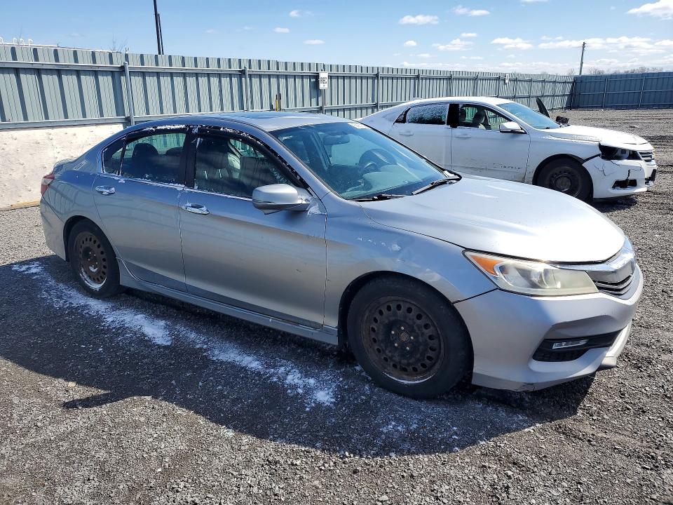 Продажа на аукционе авто 2016 Honda Accord, vin: 1HGCR2F5XGA802871, номер лота: 50267636