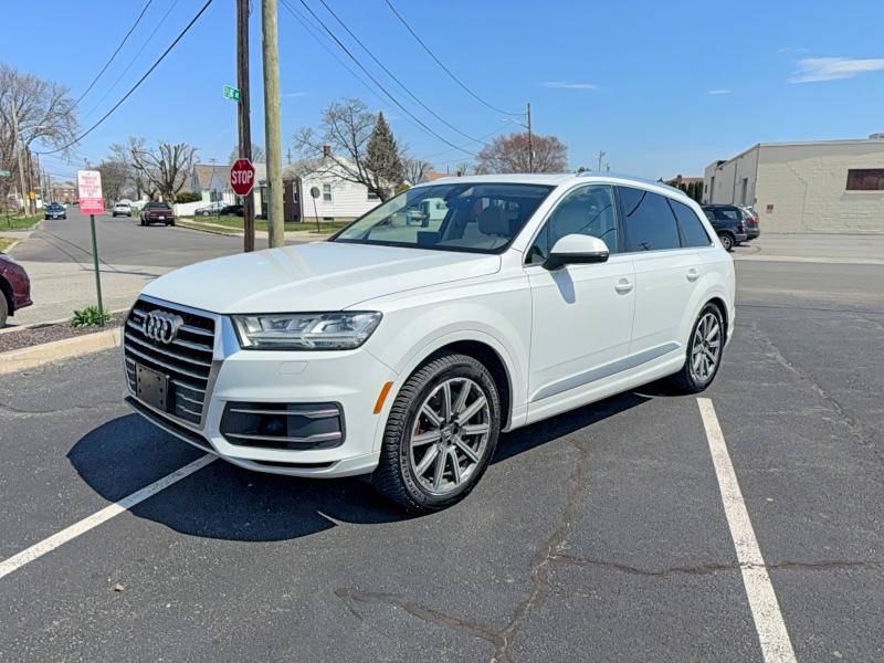 2018 Audi Q7 მანქანა იყიდება აუქციონზე, vin: WA1LAAF71JD023215, აუქციონის ნომერი: 50125236
