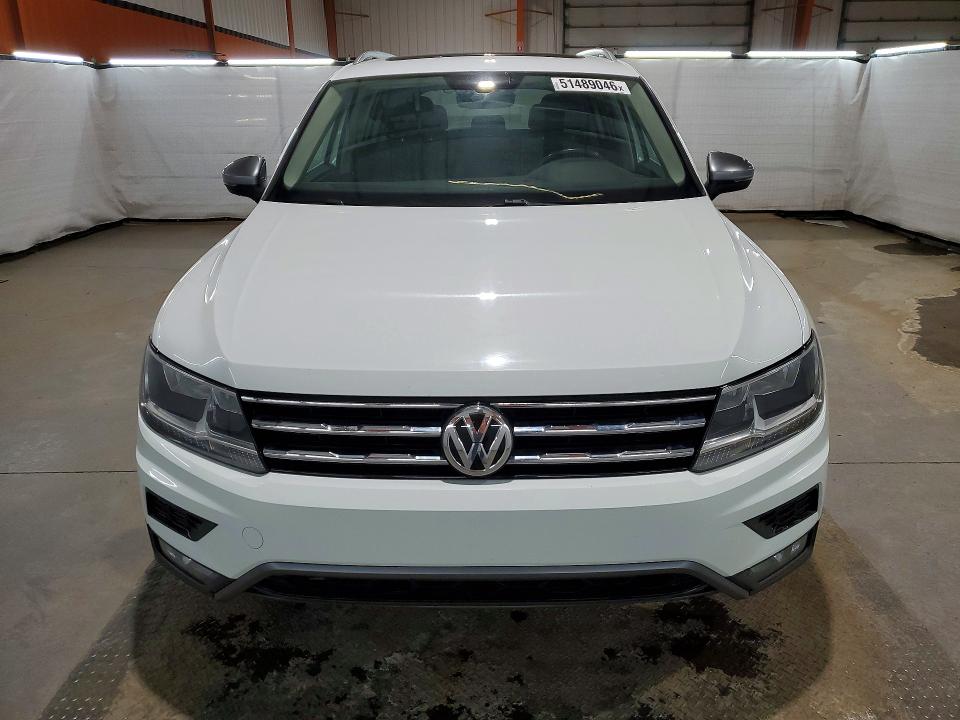 51489046 :رقم المزاد ، 3VV2B7AX7MM098942 vin ، 2021 Volkswagen Tiguan مزاد بيع