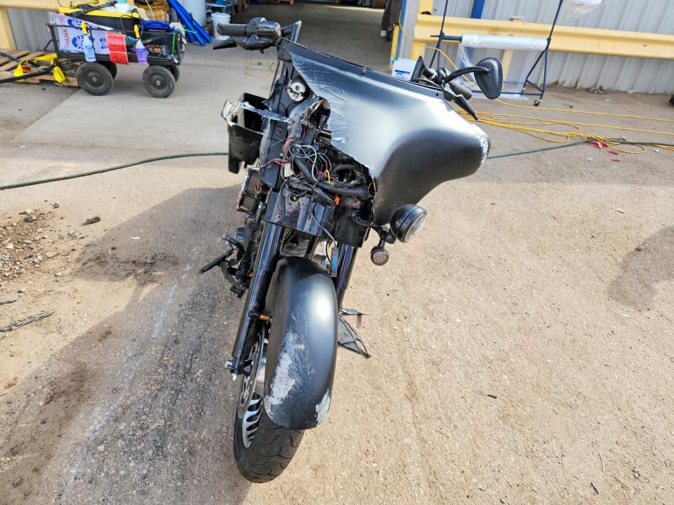 48857996 :رقم المزاد ، 1HD1PR8448Y957416 vin ، 2008 Harley-davidson Flhtcuse3 مزاد بيع
