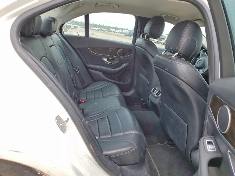 46998016 :رقم المزاد ، 55SWF4JB2FU085688 vin ، 2015 Mercedes-benz C مزاد بيع
