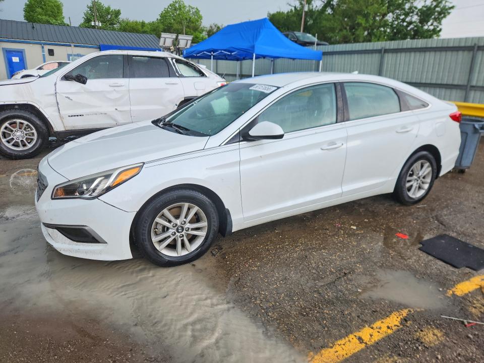 50151656 :رقم المزاد ، 5NPE24AF1HH565897 vin ، 2017 Hyundai Sonata مزاد بيع