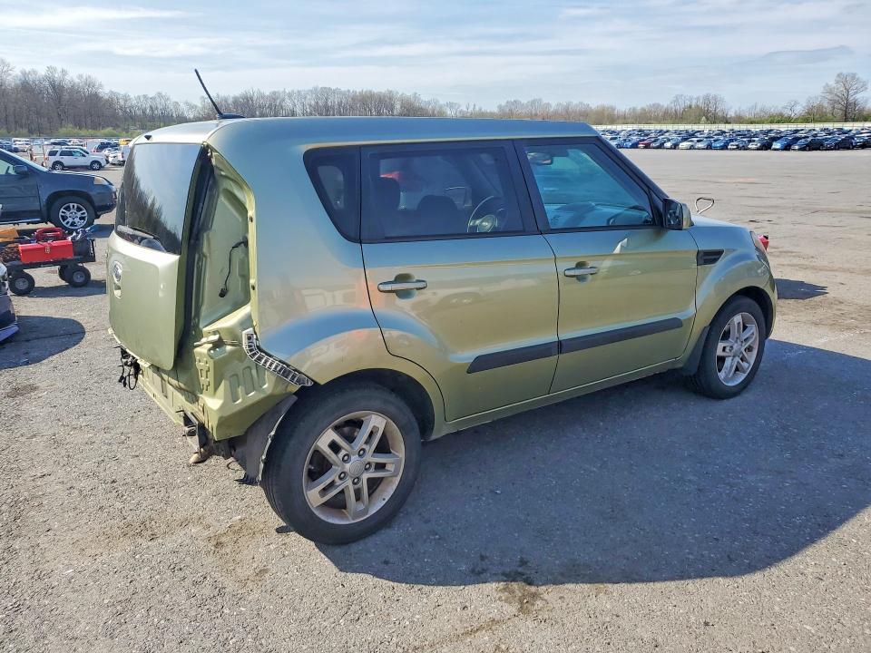 2011 Kia Soul მანქანა იყიდება აუქციონზე, vin: KNDJT2A25B7295906, აუქციონის ნომერი: 49632456