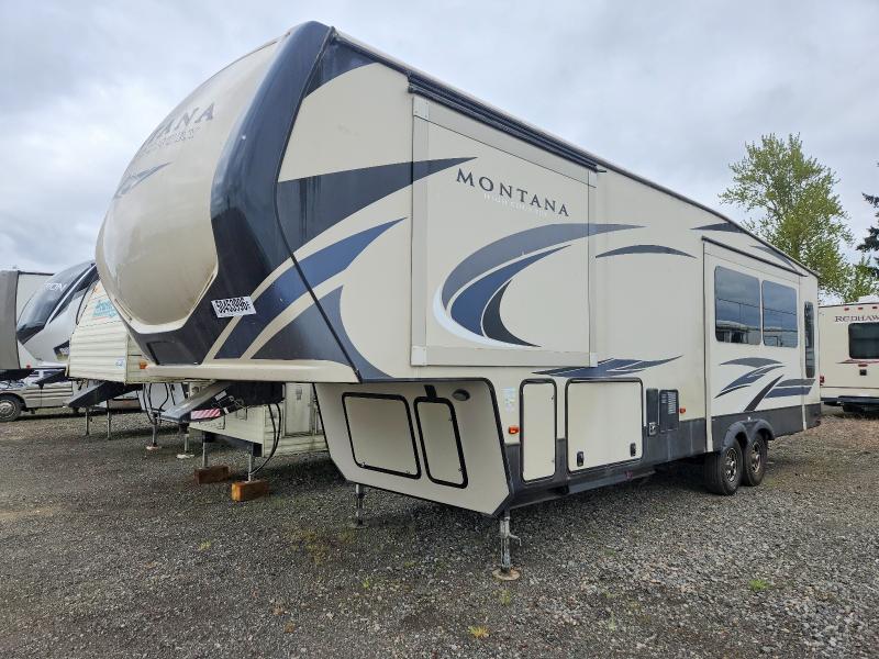 50453996 :رقم المزاد ، 4YDF30525JA743323 vin ، 2018 Keystone Montana مزاد بيع