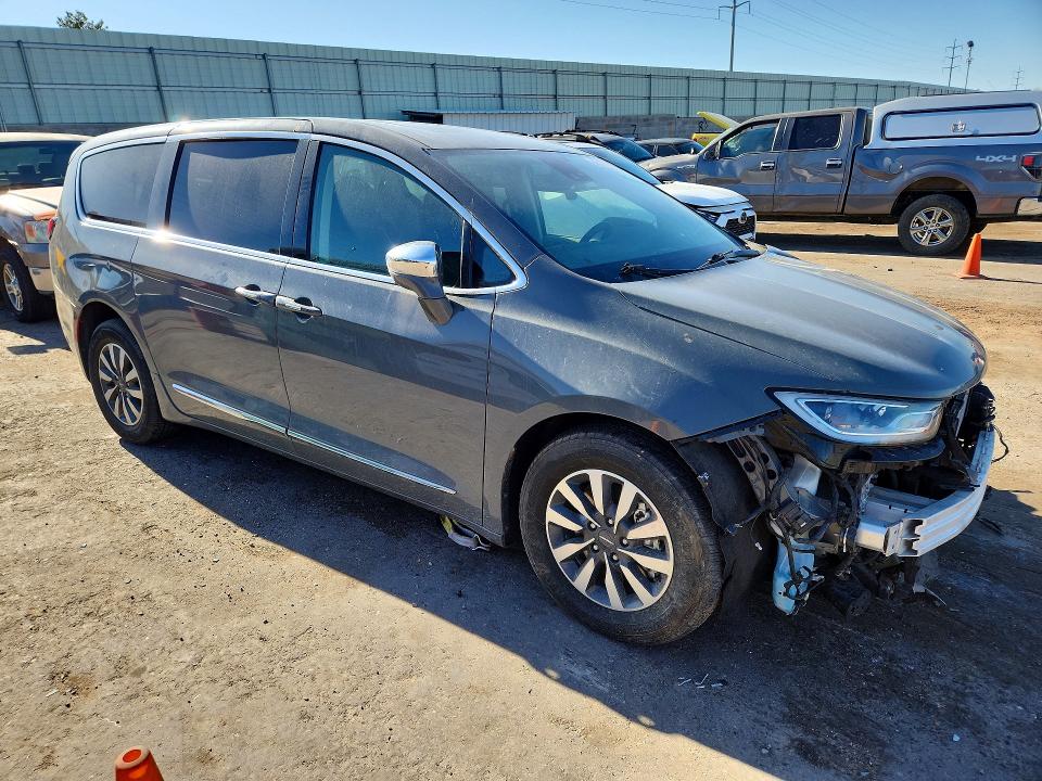 2022 Chrysler Pacifica მანქანა იყიდება აუქციონზე, vin: 2C4RC1S76NR161058, აუქციონის ნომერი: 48171266