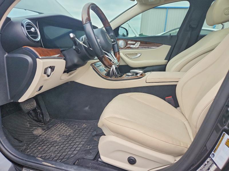 49834106 :رقم المزاد ، W1KZF6JB5LA773124 vin ، 2020 Mercedes-benz E مزاد بيع