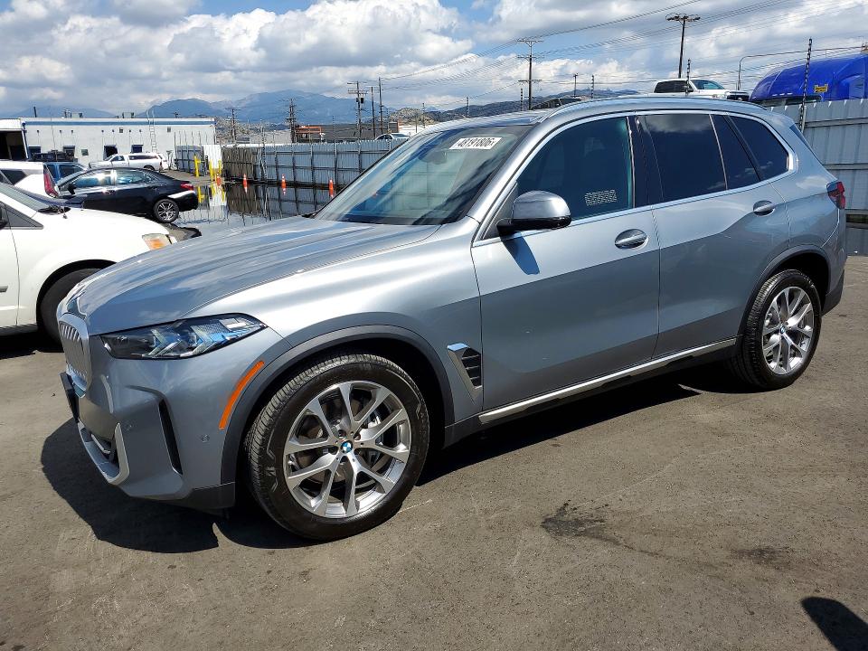 48191806 :رقم المزاد ، 5UX13EU06S9Y91024 vin ، 2025 Bmw X5 مزاد بيع