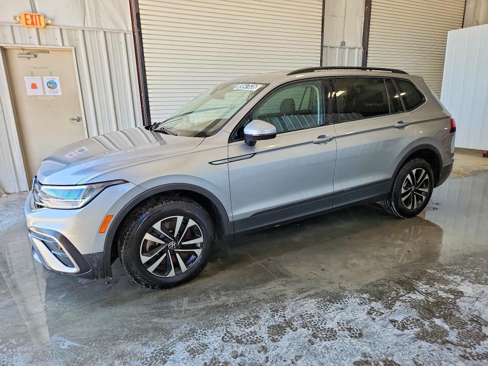 Продажа на аукционе авто 2024 Volkswagen Tiguan, vin: 3VVRB7AX6RM029438, номер лота: 49647636