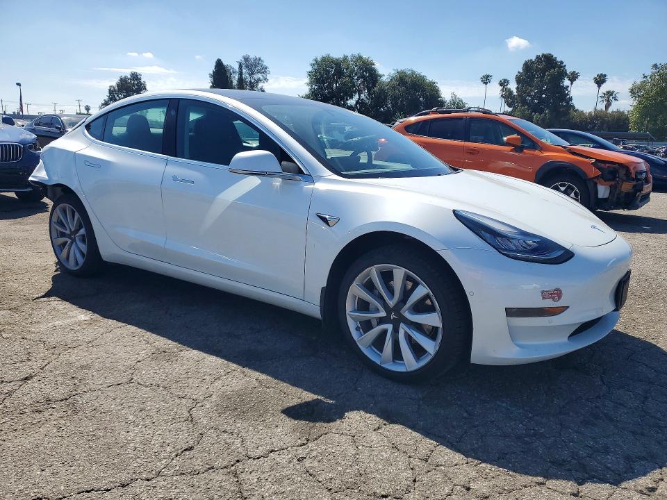 Продажа на аукционе авто 2020 Tesla Model 3, vin: 5YJ3E1EA9LF614797, номер лота: 51310356