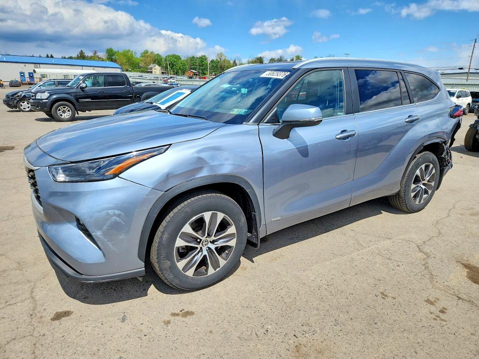 Продажа на аукционе авто 2023 Toyota Highlander Hybrid, vin: 5TDKBRCHXPS119884, номер лота: 50629376
