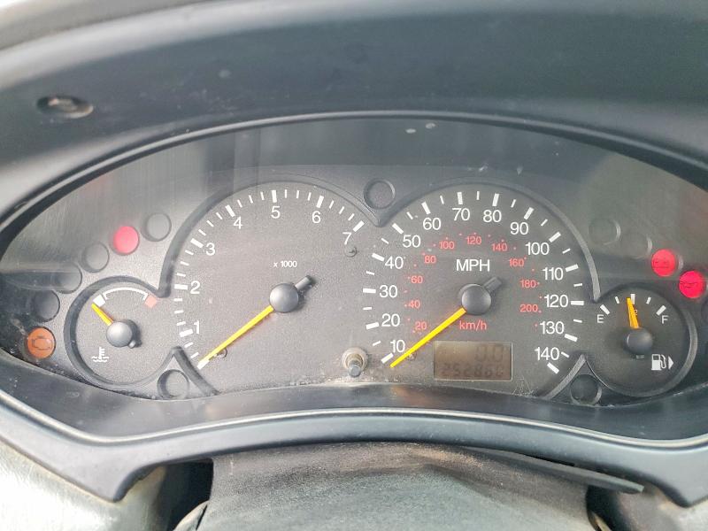 2000 Ford Focus მანქანა იყიდება აუქციონზე, vin: 1FAFP3832YW399109, აუქციონის ნომერი: 49614566