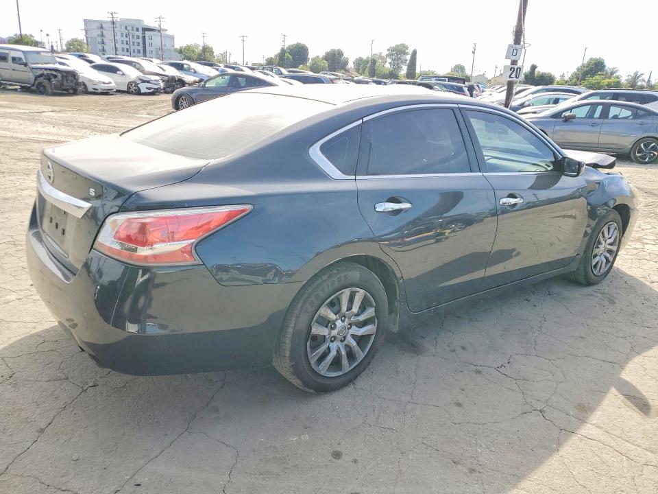 2015 Nissan Altima მანქანა იყიდება აუქციონზე, vin: 1N4AL3AP0FN348228, აუქციონის ნომერი: 50726416