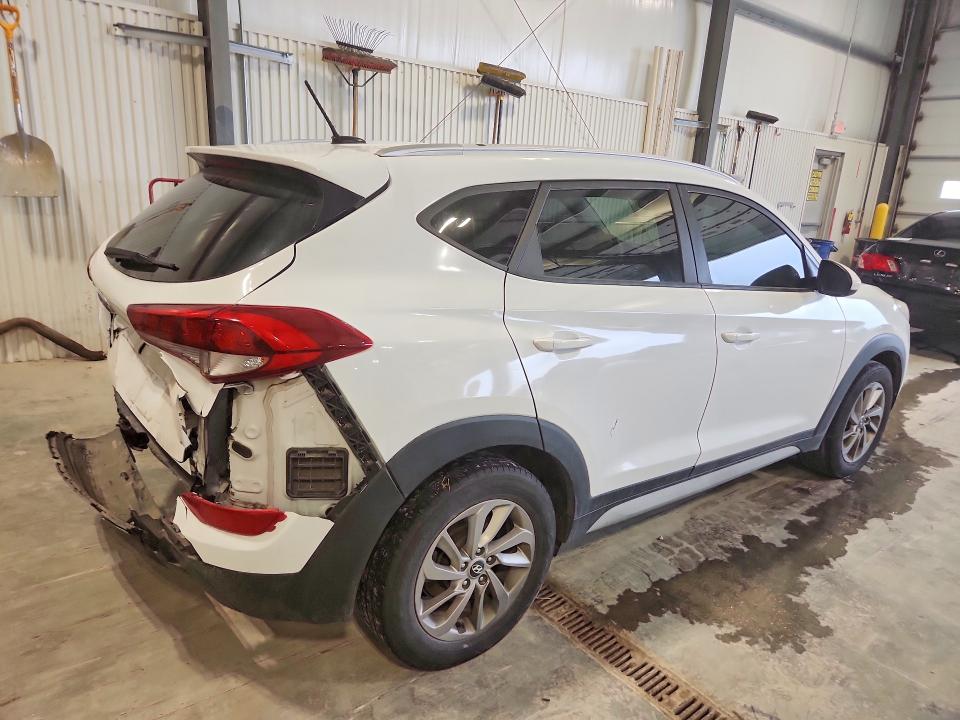 49219146 :رقم المزاد ، KM8J33A48HU386374 vin ، 2017 Hyundai Tucson مزاد بيع