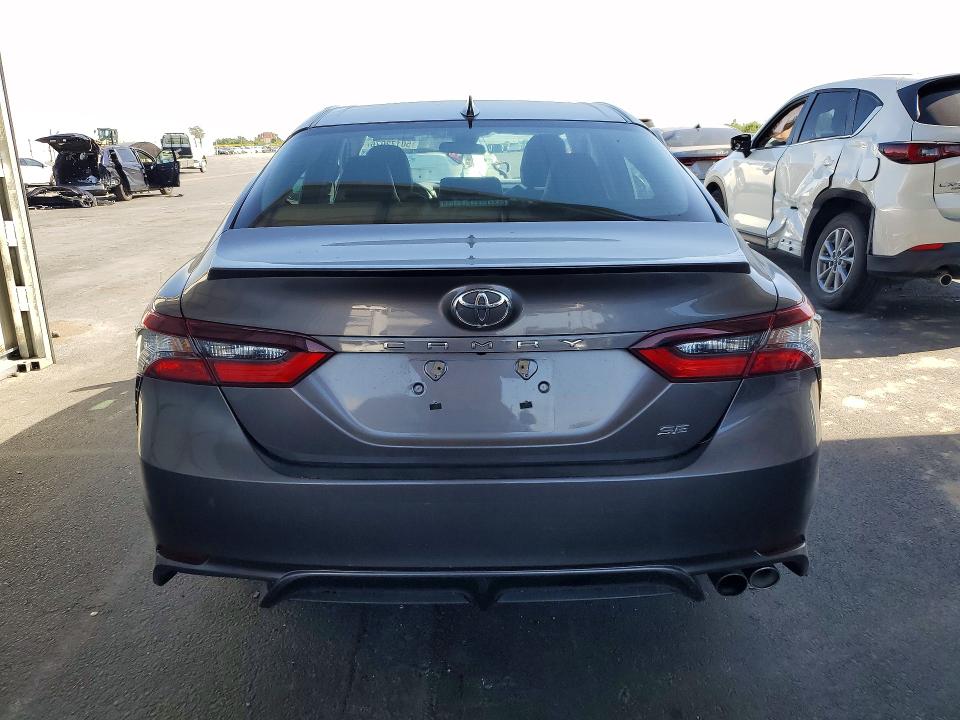 Продажа на аукционе авто 2021 Toyota Camry, vin: 4T1G11AK6MU465331, номер лота: 50172076