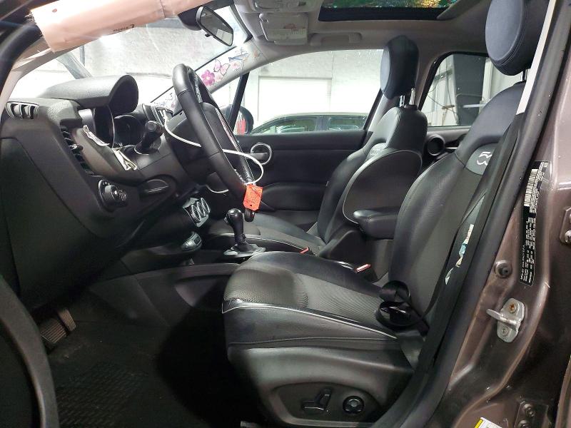 49798816 :رقم المزاد ، ZFBCFYCB8HP518628 vin ، 2017 Fiat 500x مزاد بيع