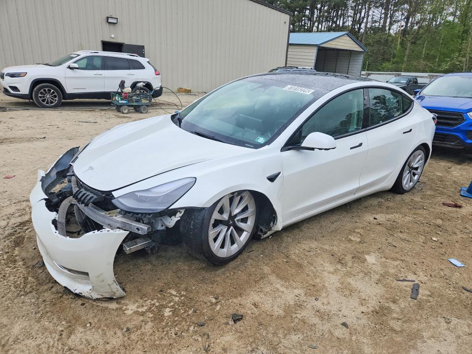 Продажа на аукционе авто 2022 Tesla Model 3, vin: 5YJ3E1EA4NF371399, номер лота: 51016226