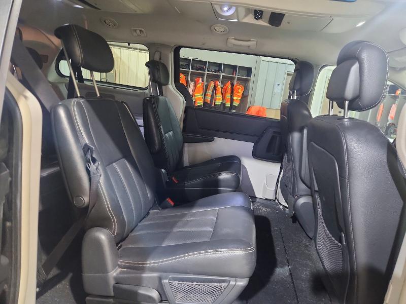 Aukcja sprzedaży 2010 Chrysler Town & Country, vin: 2A4RR8D14AR398412, numer aukcji: 51281936