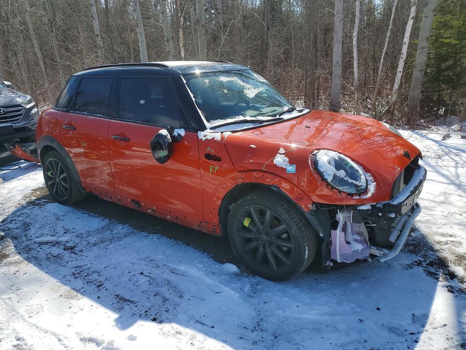 48614986 :رقم المزاد ، WMWXU7C08M2P32942 vin ، 2021 Mini Cooper مزاد بيع