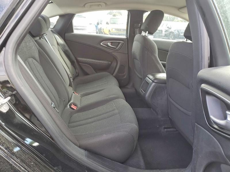 42080666 :رقم المزاد ، 1C3CCCAB9GN107412 vin ، 2016 Chrysler 200 مزاد بيع