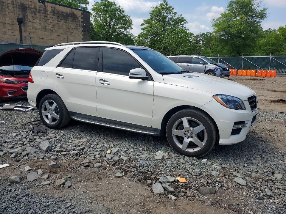 Продажа на аукционе авто 2015 Mercedes-benz Ml, vin: 4JGDA5GB4FA564770, номер лота: 51156146