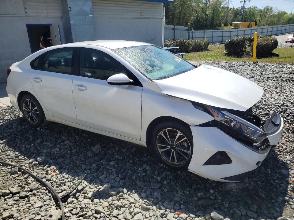 2024 Kia Forte მანქანა იყიდება აუქციონზე, vin: 3KPF24AD0RE755117, აუქციონის ნომერი: 49660376