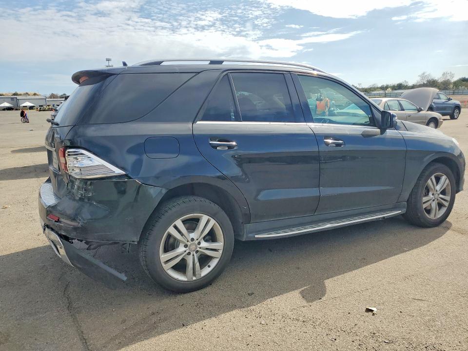 50363496 :رقم المزاد ، 4JGDA5HB6DA120138 vin ، 2013 Mercedes-benz Ml مزاد بيع