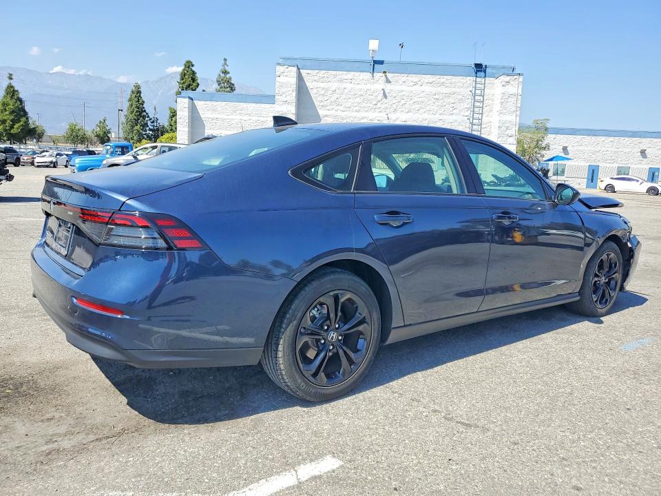 2025 Honda Accord მანქანა იყიდება აუქციონზე, vin: 1HGCY1F44SA021535, აუქციონის ნომერი: 49024966