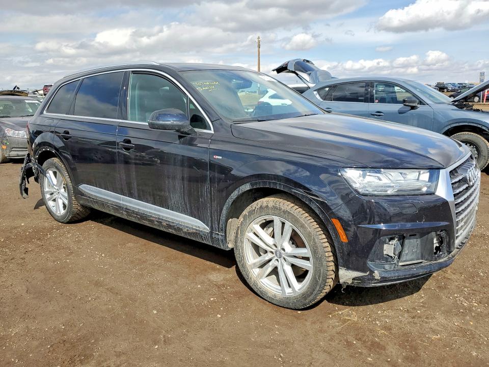 Продажа на аукционе авто 2017 Audi Q7, vin: WA1WAAF74HD046124, номер лота: 45756446