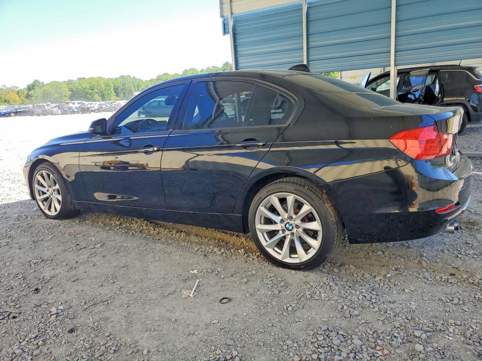 49384116 :رقم المزاد ، WBA3C1G50DNR49386 vin ، 2013 Bmw 328 مزاد بيع