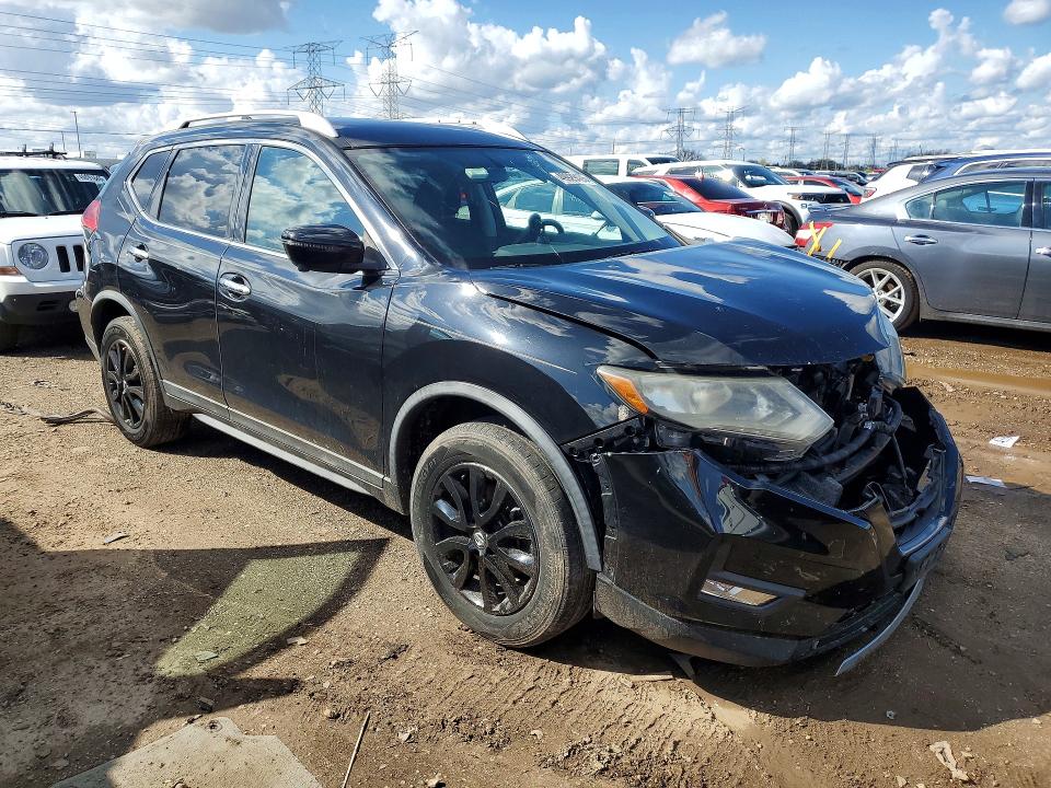 Продаж на аукціоні авто 2017 Nissan Rogue, vin: KNMAT2MV8HP615220, номер лоту: 49929406