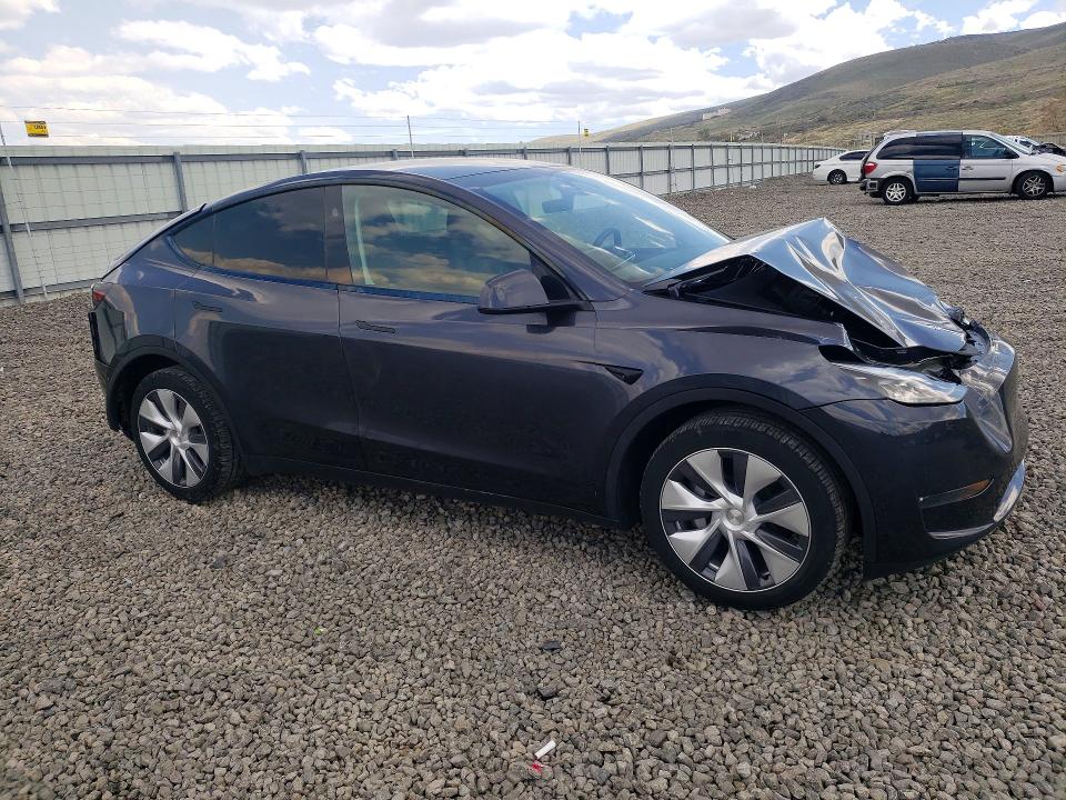 Продажа на аукционе авто 2024 Tesla Model Y, vin: 7SAYGDEE4RA275041, номер лота: 49058916