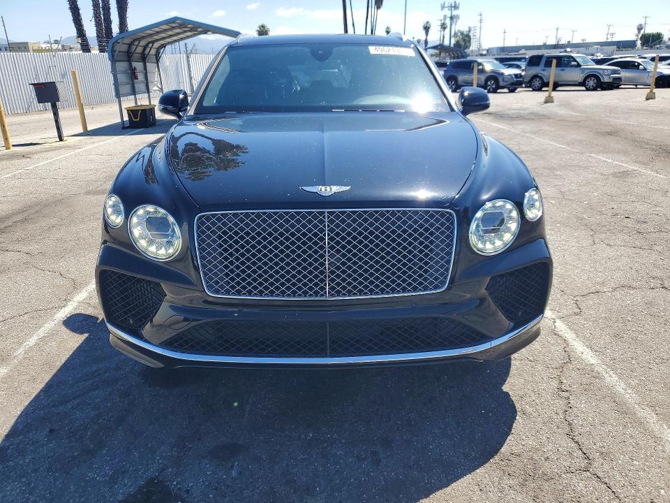 2021 Bentley Bentayga მანქანა იყიდება აუქციონზე, vin: SJAAJ2ZV3MC036590, აუქციონის ნომერი: 49621396